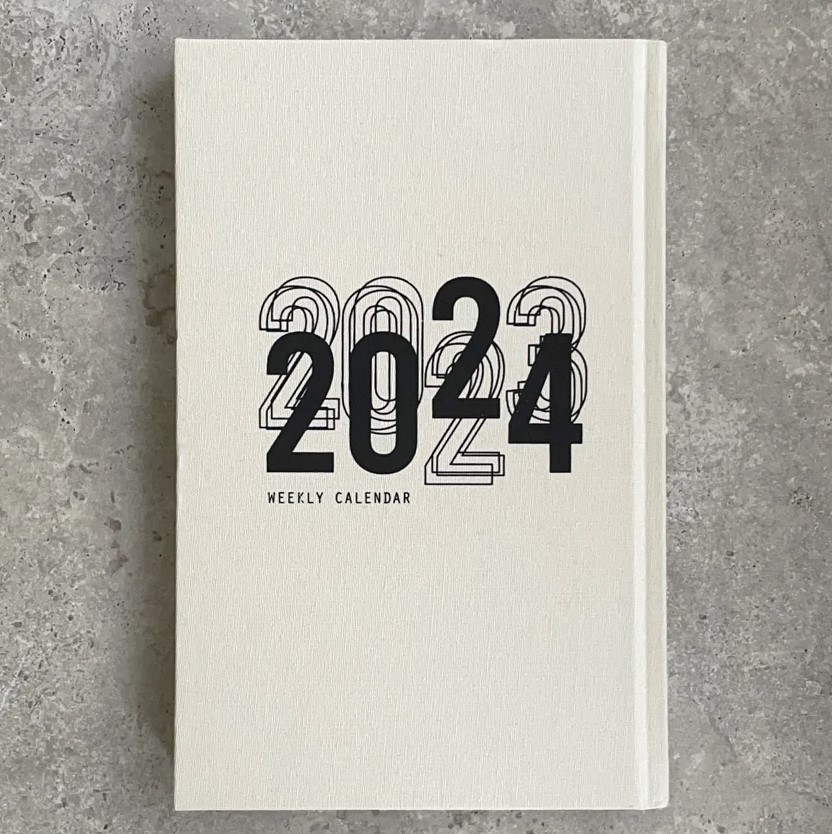 יומן שבועי לשנת 2024-2023 קריניטי KARINITI אפור