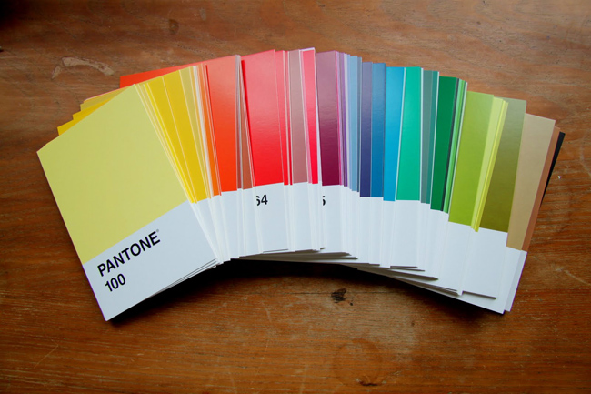 Pantone Postcard Box: 100 Postcards